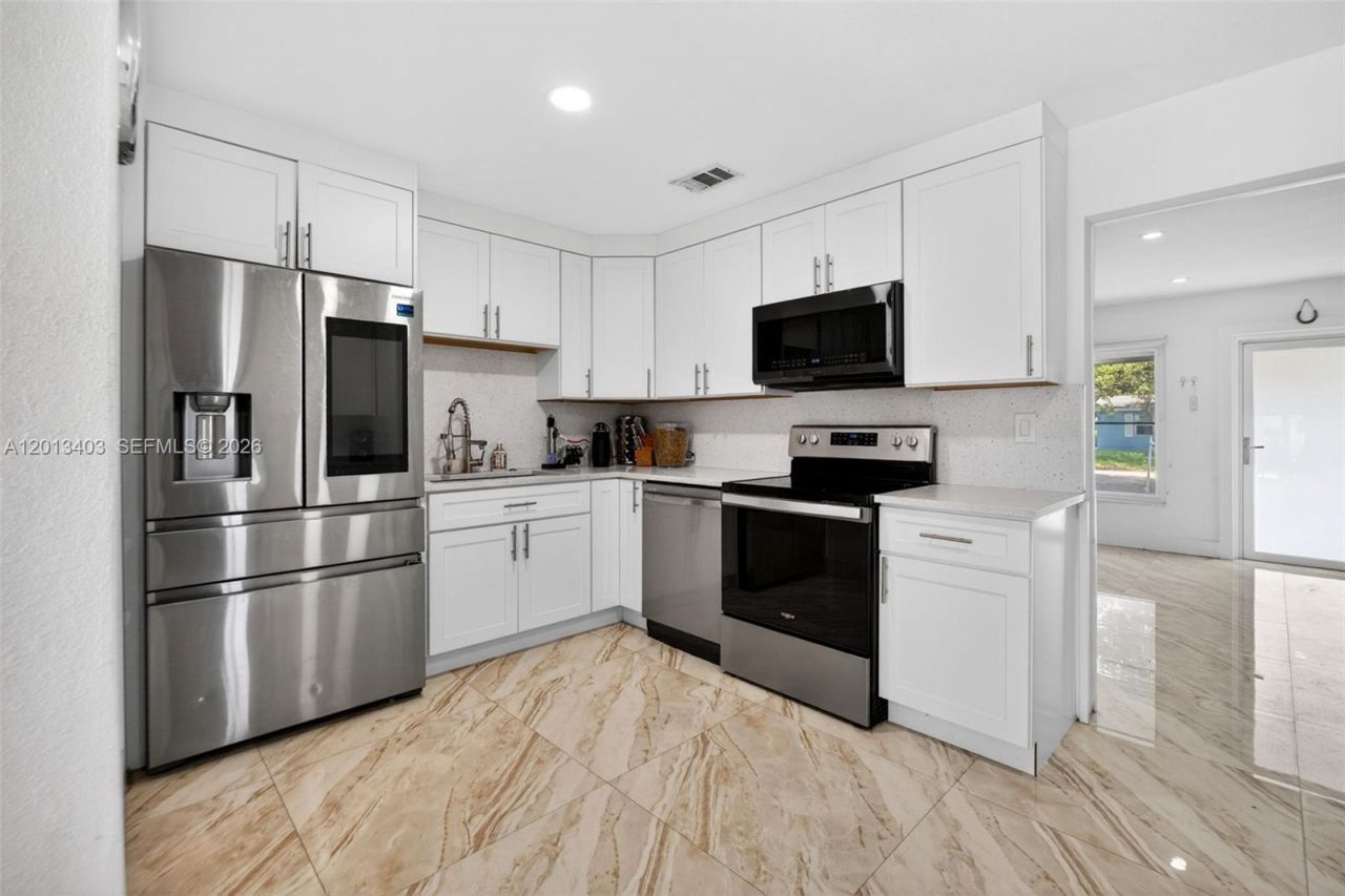 1823 SW 29th St , Fort Lauderdale, FL 33315 Photo