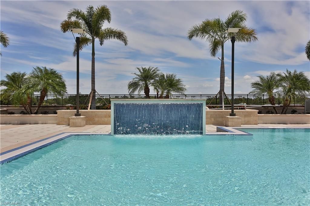 9115 Strada Pl , Unit 5501, Naples, FL 34108 Photo