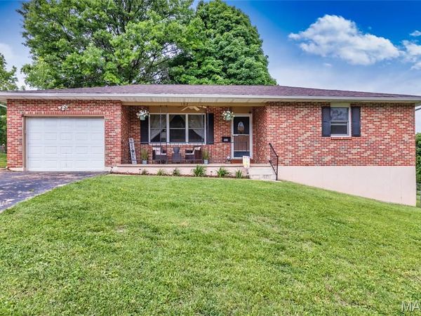 102 N Thomas Street, De Soto, MO 63020