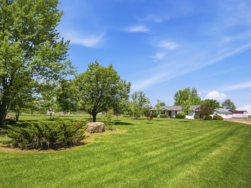 2760 Flint Ridge Road, Hopewell, OH 43746 Photo 10