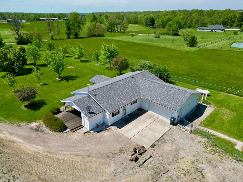 2760 Flint Ridge Road, Hopewell, OH 43746 Photo 16