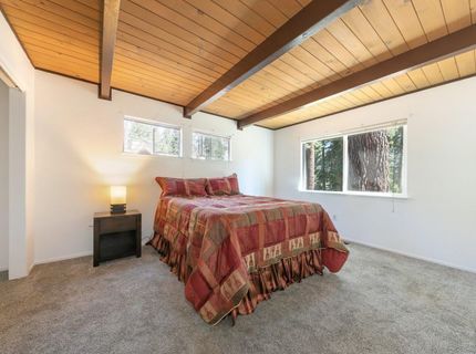 995 Holly Road, Tahoe City, CA 96145 Photo