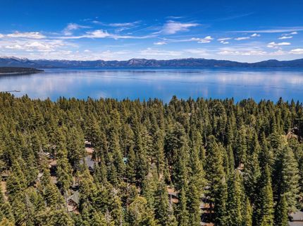 995 Holly Road, Tahoe City, CA 96145 Photo
