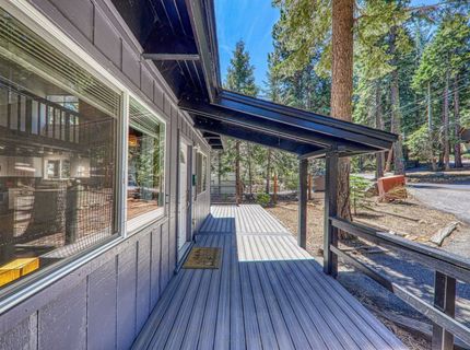 995 Holly Road, Tahoe City, CA 96145 Photo