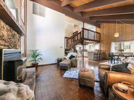 995 Holly Road, Tahoe City, CA 96145 Photo