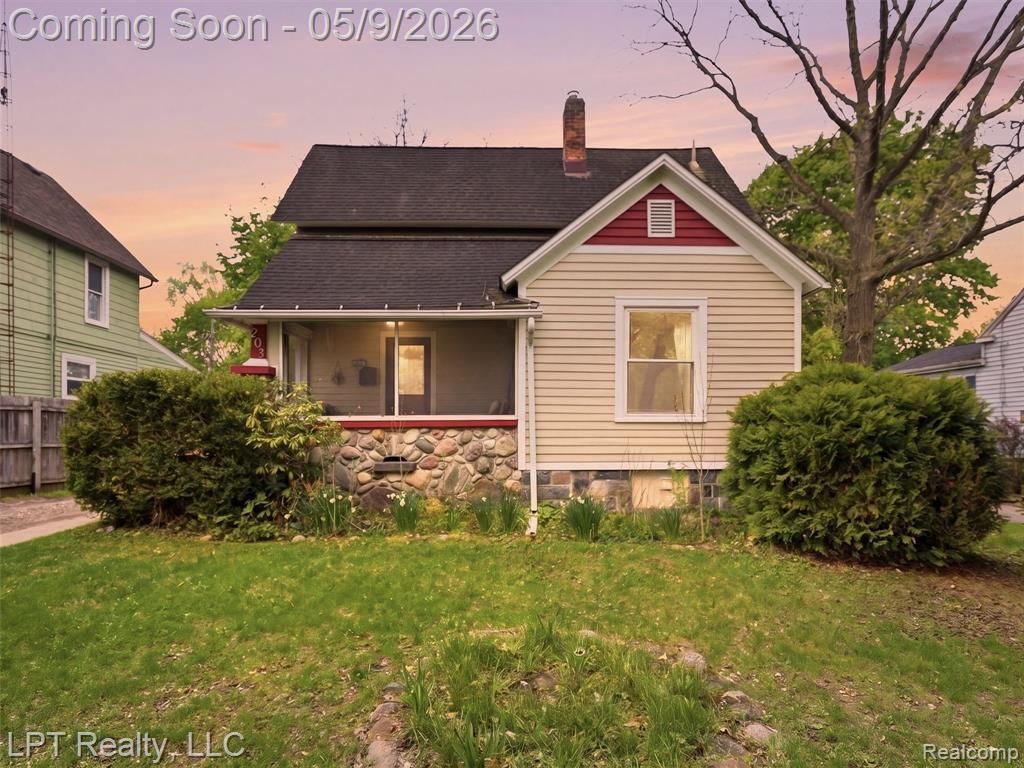 203 Lincoln Street, Chelsea, MI 48118 Main Photo