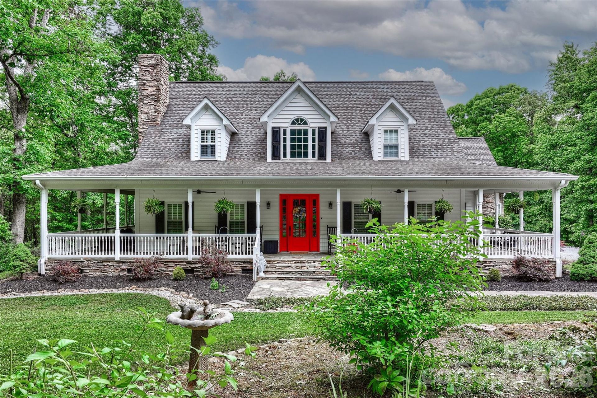 9470 Hutchinson Lane, Charlotte, NC 28216 Main Photo