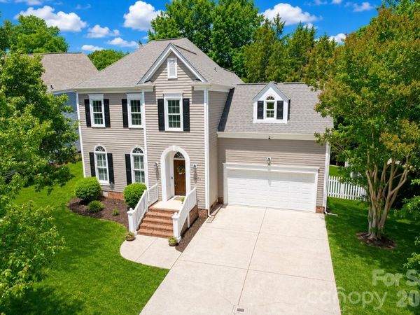 2806 Saintfield Place, Charlotte, NC 28270