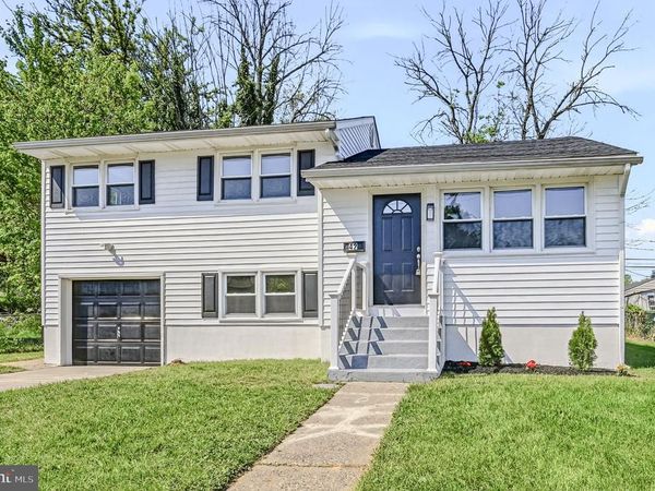 42 BRIARCLIFF DRIVE, NEW CASTLE, DE 19720