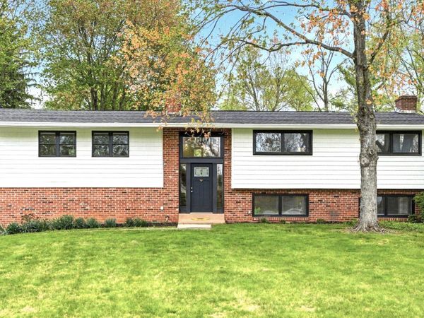877 E PHILIP DRIVE, PHOENIXVILLE, PA 19460