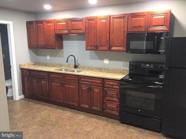 16 S JEFFERSON STREET , BOYERTOWN, PA 19512