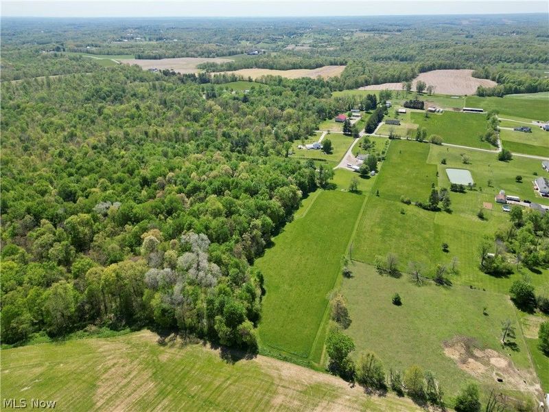 2760 Flint Ridge Road, Hopewell, OH 43746 Photo 10
