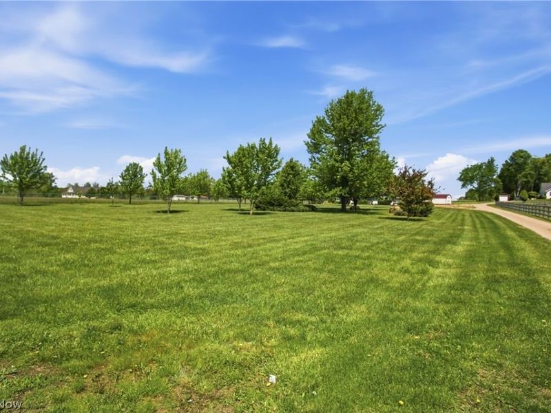 2760 Flint Ridge Road, Hopewell, OH 43746 Photo 14