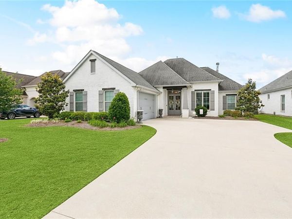 2040 CYPRESS BEND Lane , Madisonville, LA 70447