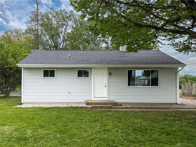 120 Wynona Drive, Eaton, OH 45320 Photo 1