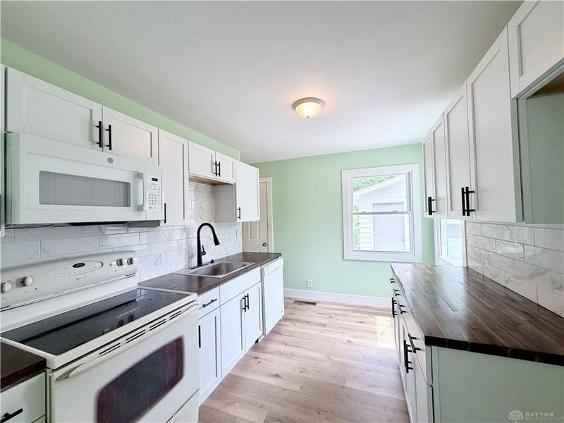 120 Wynona Drive, Eaton, OH 45320 Photo 9