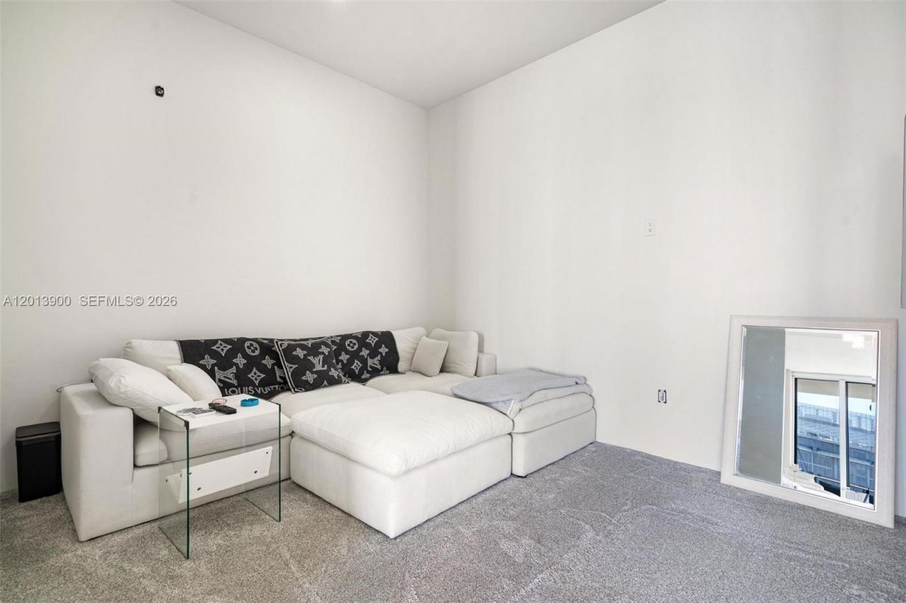 801 S Miami Ave, Unit 5702, Miami, FL 33130 Photo