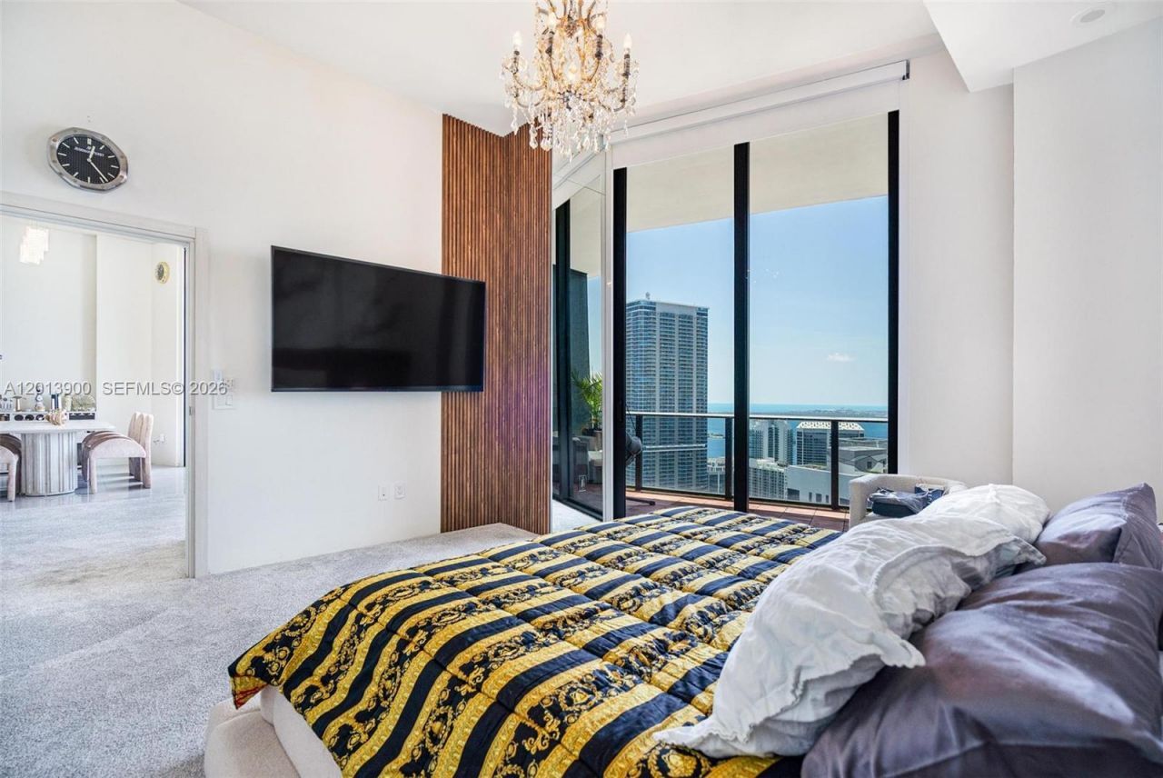801 S Miami Ave, Unit 5702, Miami, FL 33130 Photo