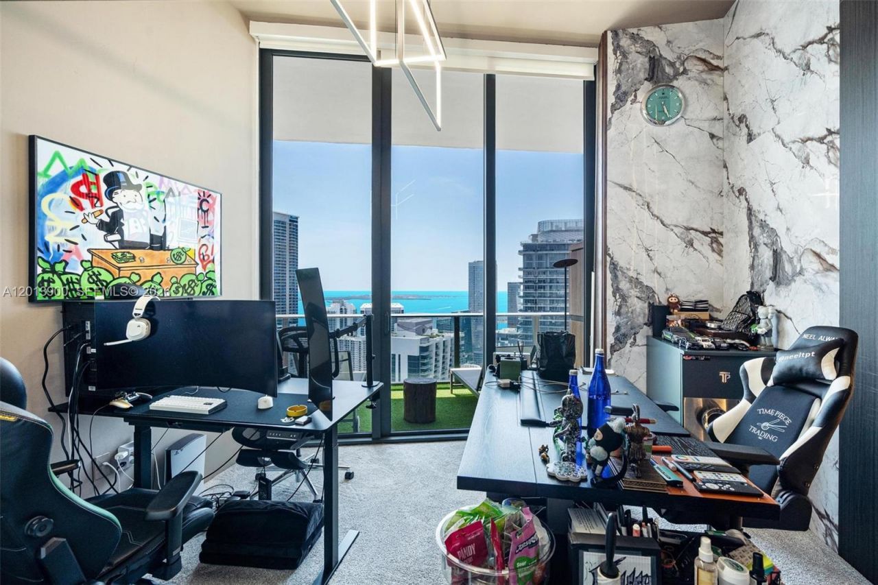 801 S Miami Ave, Unit 5702, Miami, FL 33130 Photo
