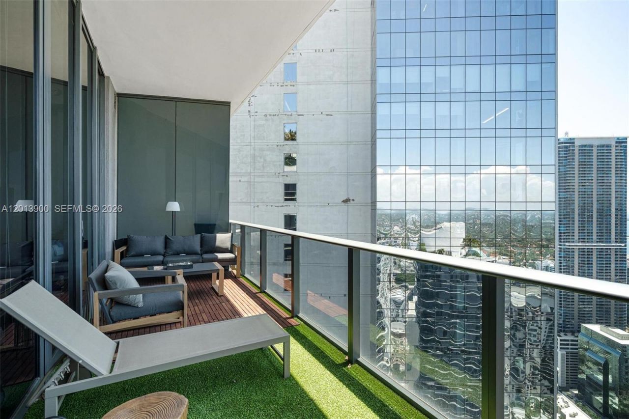 801 S Miami Ave, Unit 5702, Miami, FL 33130 Photo