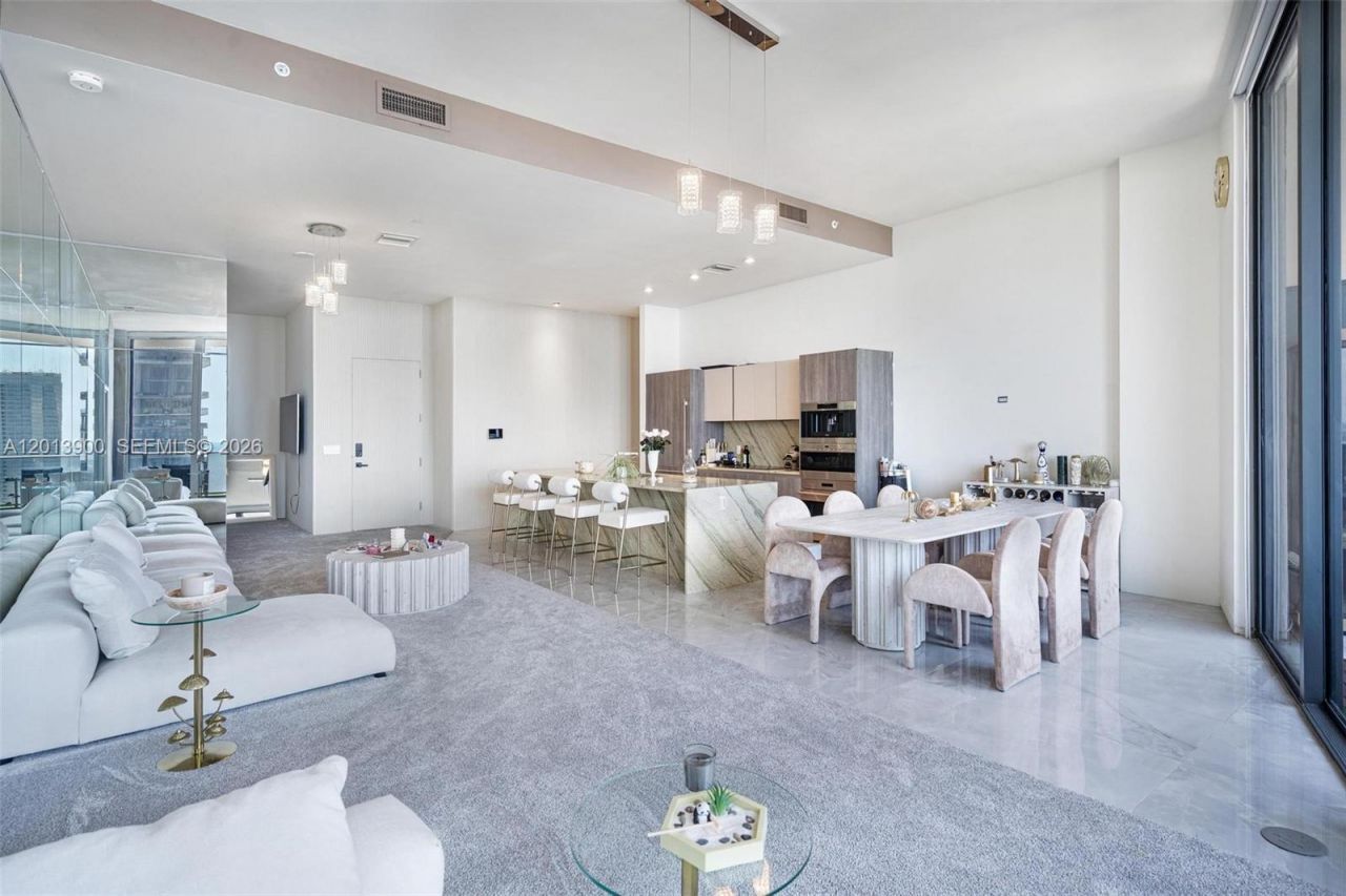 801 S Miami Ave, Unit 5702, Miami, FL 33130 Photo