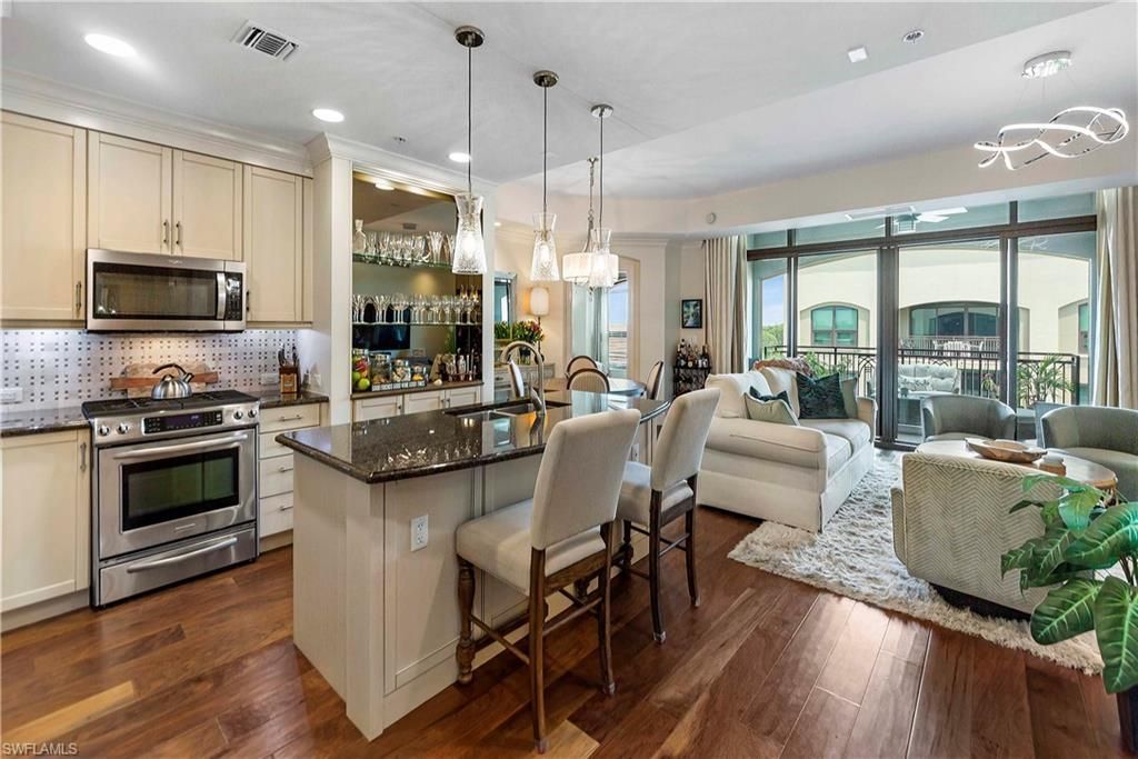 9115 Strada Pl , Unit 5501, Naples, FL 34108 Photo