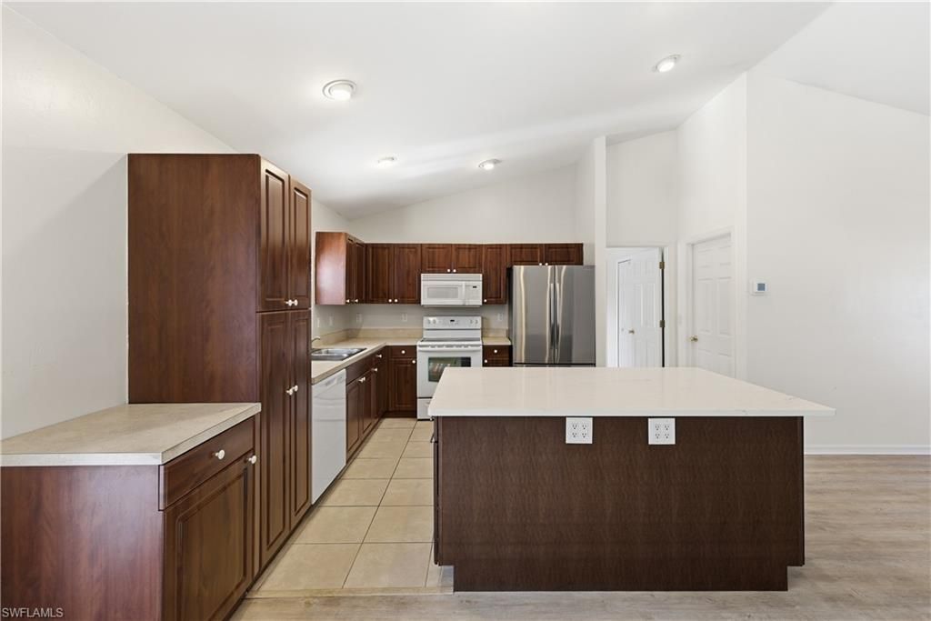1082 Ridgeway Dr , North Fort Myers, FL 33903 Photo