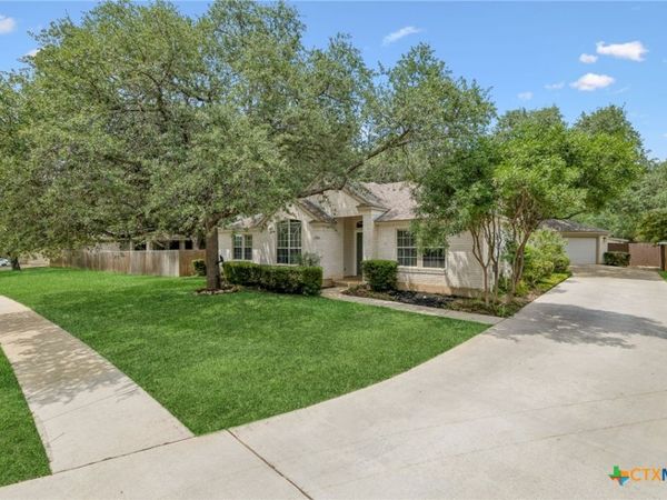 1784 Oak Forest Drive , New Braunfels, TX 78132