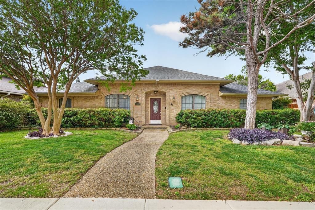 6520 Clearhaven Circle, Dallas, TX 75248 Main Photo