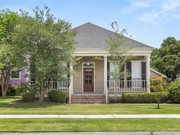 18 SEAWARD Court, New Orleans, LA 70131