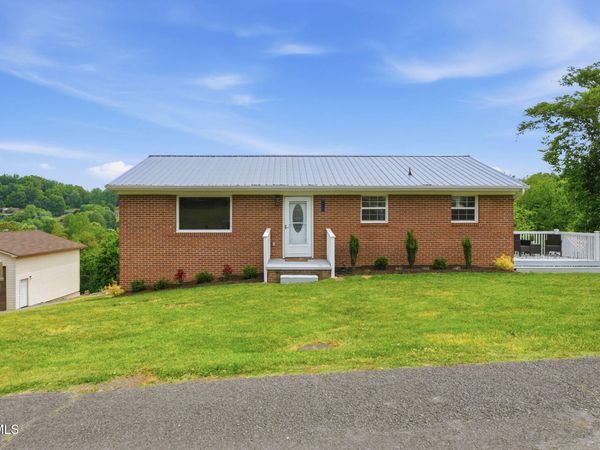 139 Grandview Road, Church Hill, TN 37642