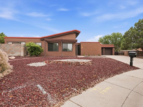 2100 Kirby Street NE, Albuquerque, NM 87112