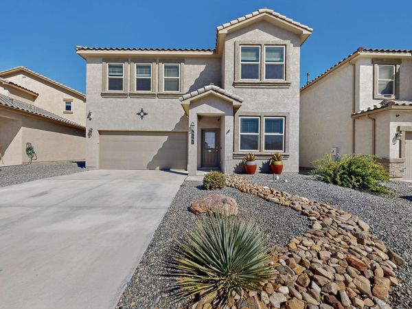 4141 Skyline Loop NE, Rio Rancho, NM 87144