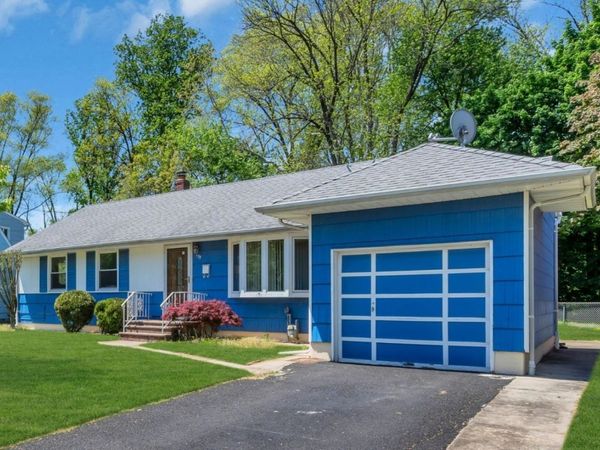 179 Valley View Rd, Hillside, NJ 07205