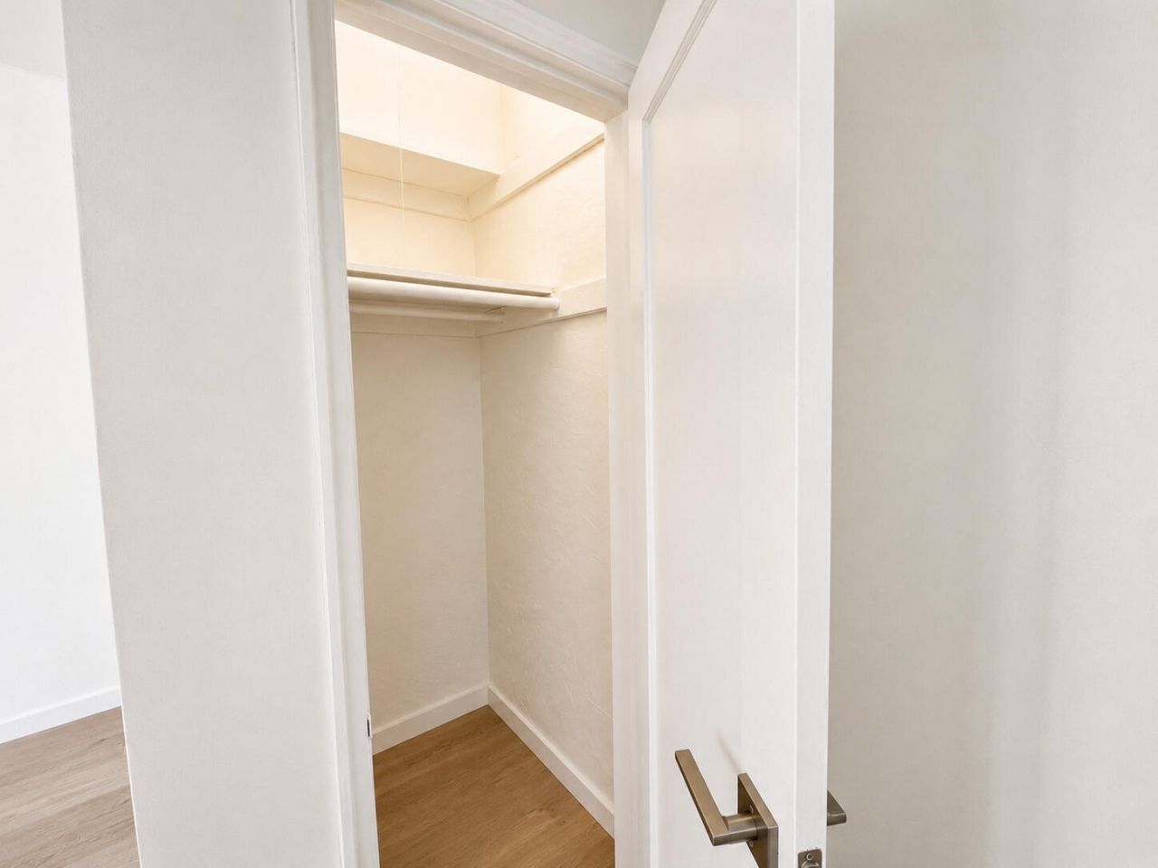 901 Collins Avenue, Unit 209, Miami Beach, FL 33139 Photo