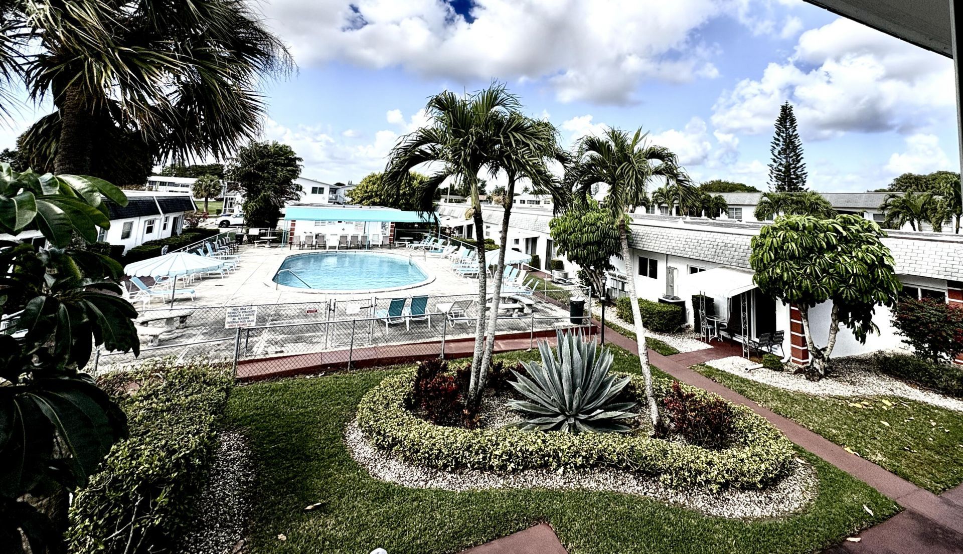 68 Stratford E, West Palm Beach, FL 33417 Photo