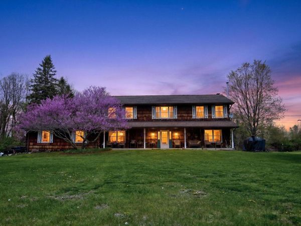 1938 Mayfield Road, Lapeer, MI 48446