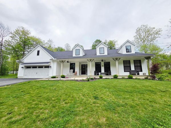 4451 Hazelton-Etna Road SW, Pataskala, OH 43062
