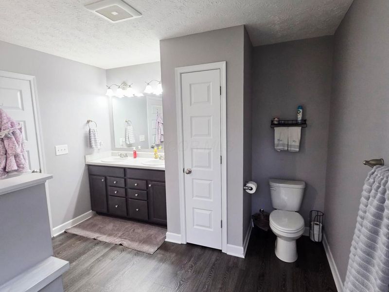 4451 Hazelton-Etna Road SW, Pataskala, OH 43062 Photo 25