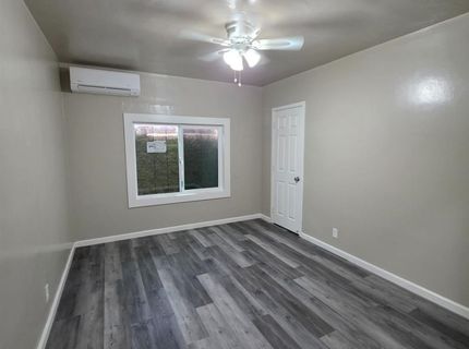 5748 Nina Way, Sacramento, CA 95824 Photo