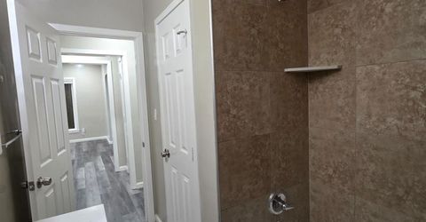 5748 Nina Way, Sacramento, CA 95824 Photo
