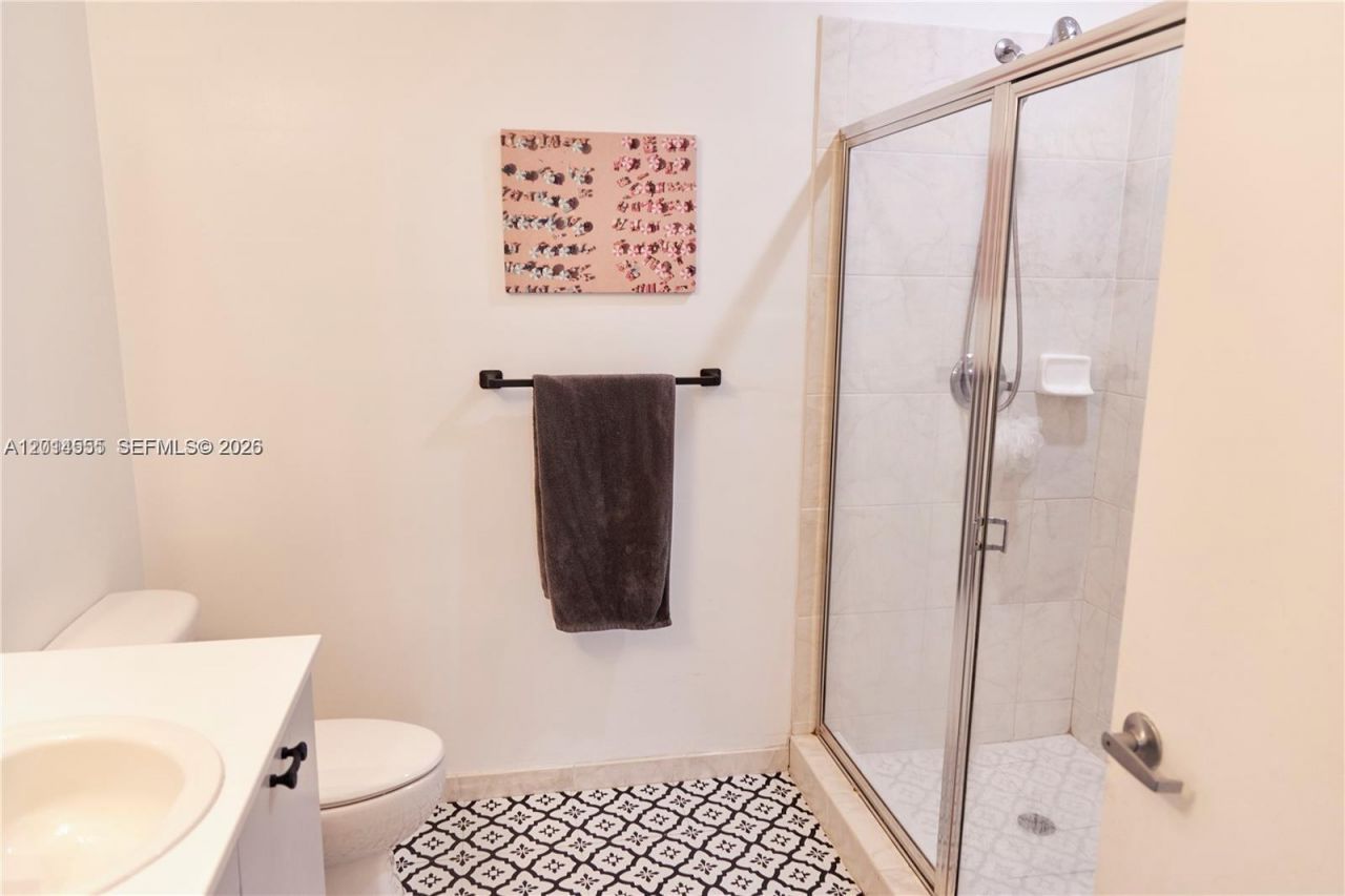 2275 Biscayne Blvd , Unit 603, Miami, FL 33137 Photo