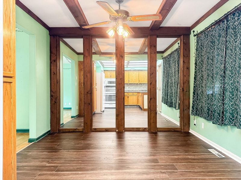 351 Deerfield Road, Columbus, OH 43228 Photo 17