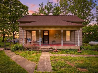 1087 Searcy School Road, Lawrenceburg, KY 40342