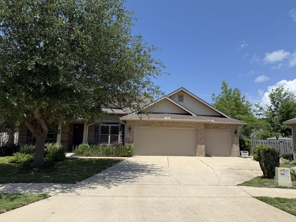 48 Madiera Drive, Freeport, FL 32439