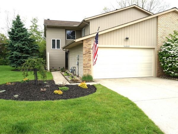 16801 Orchard Grove Drive , Middleburg Heights, OH 44130