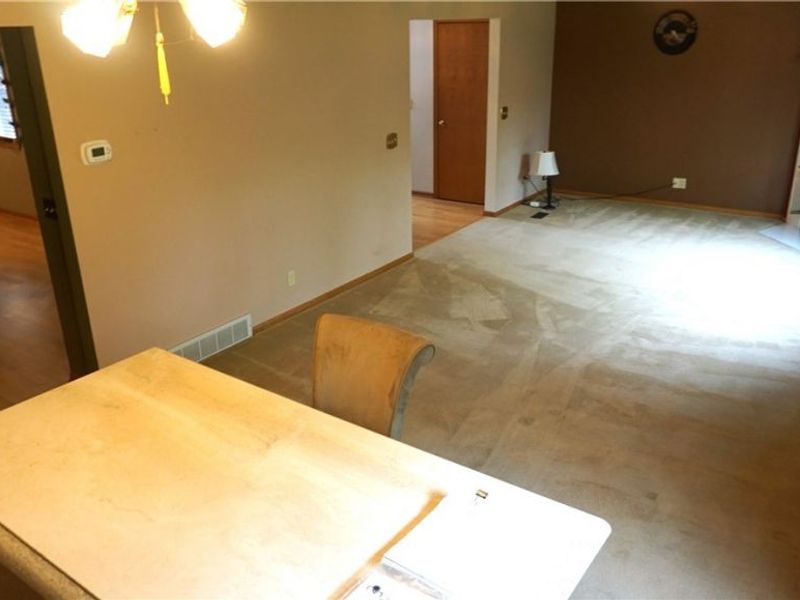 16801 Orchard Grove Drive, Middleburg Heights, OH 44130 Photo 8