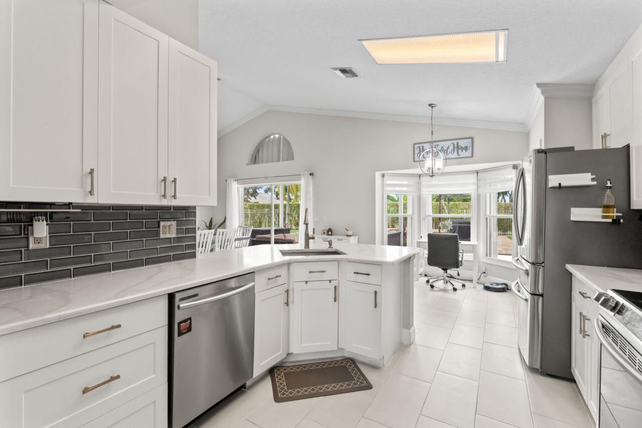 2538 Egret Lake Drive, Greenacres, FL 33413 Photo