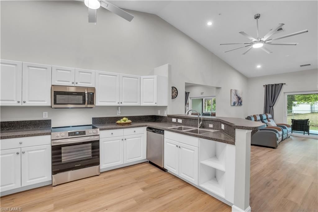 3802 La Rue St , Fort Myers, FL 33905 Photo