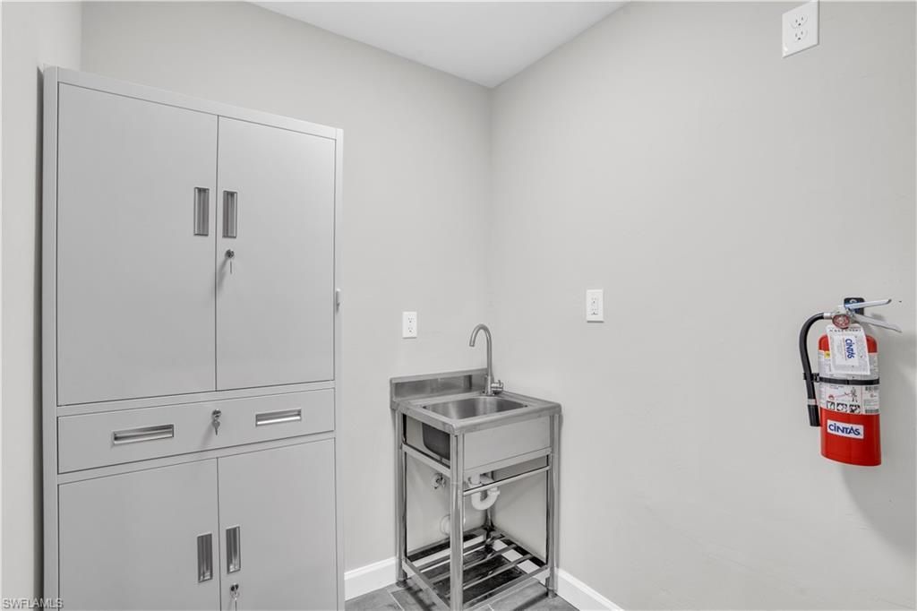 3802 La Rue St , Fort Myers, FL 33905 Photo